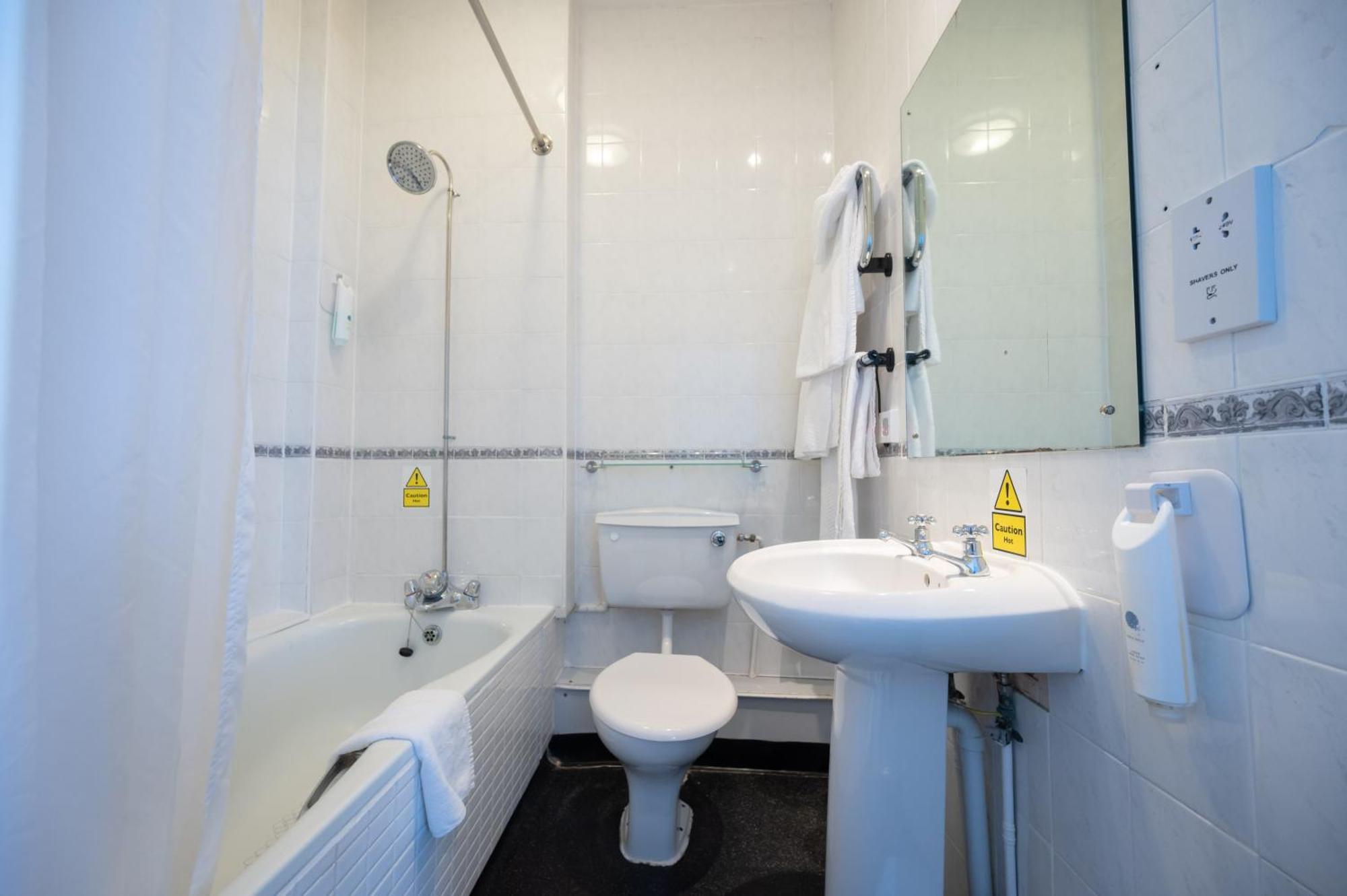 Rising Sun Hotel By Greene King Inns Cheltenham Extérieur photo