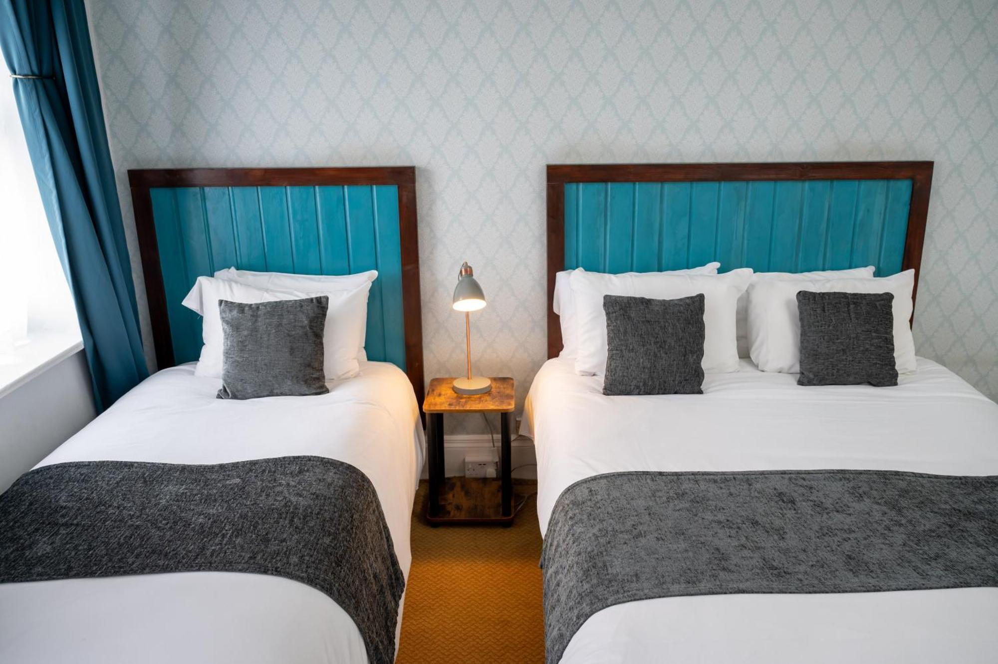 Rising Sun Hotel By Greene King Inns Cheltenham Extérieur photo