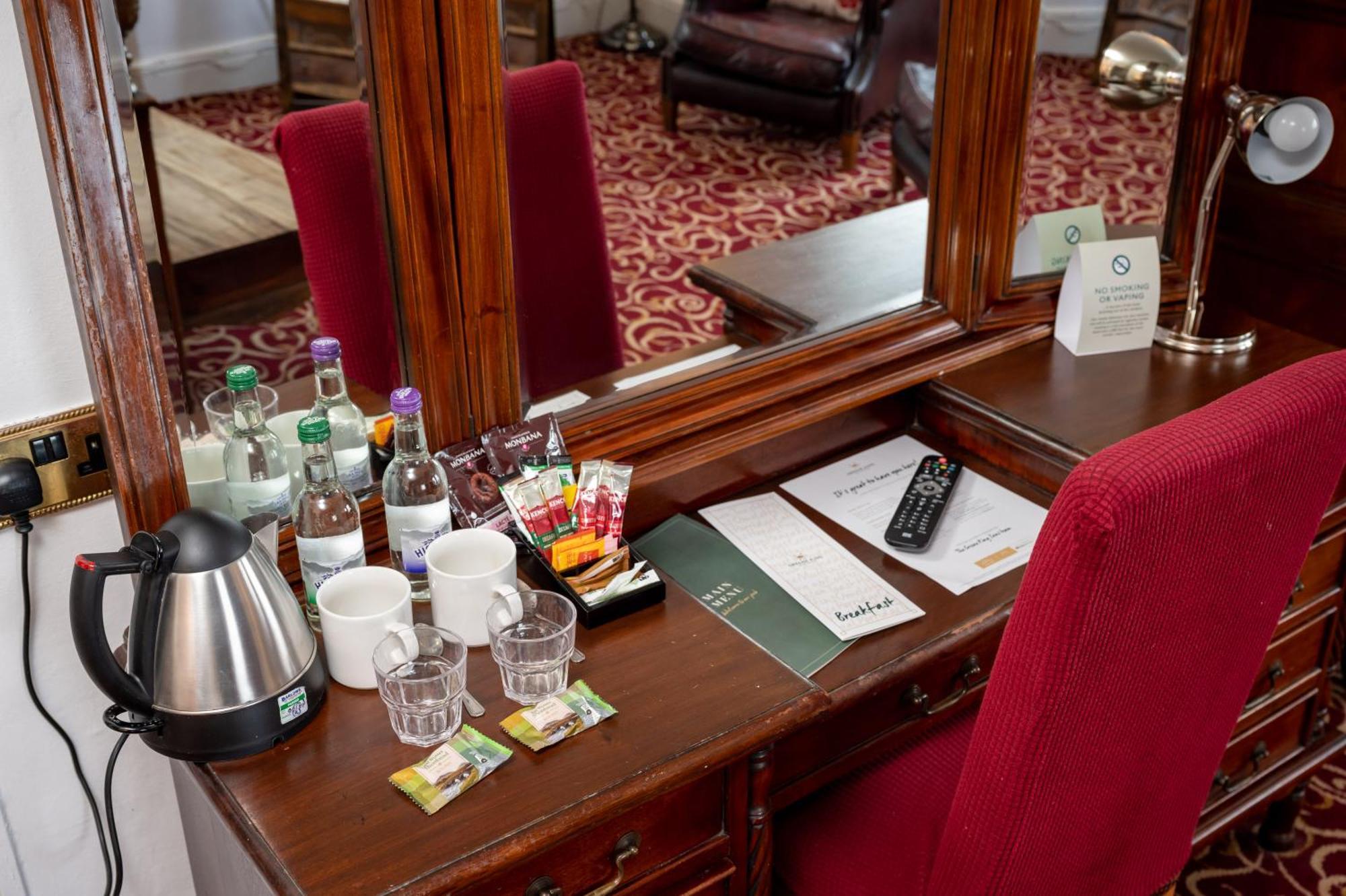 Rising Sun Hotel By Greene King Inns Cheltenham Extérieur photo