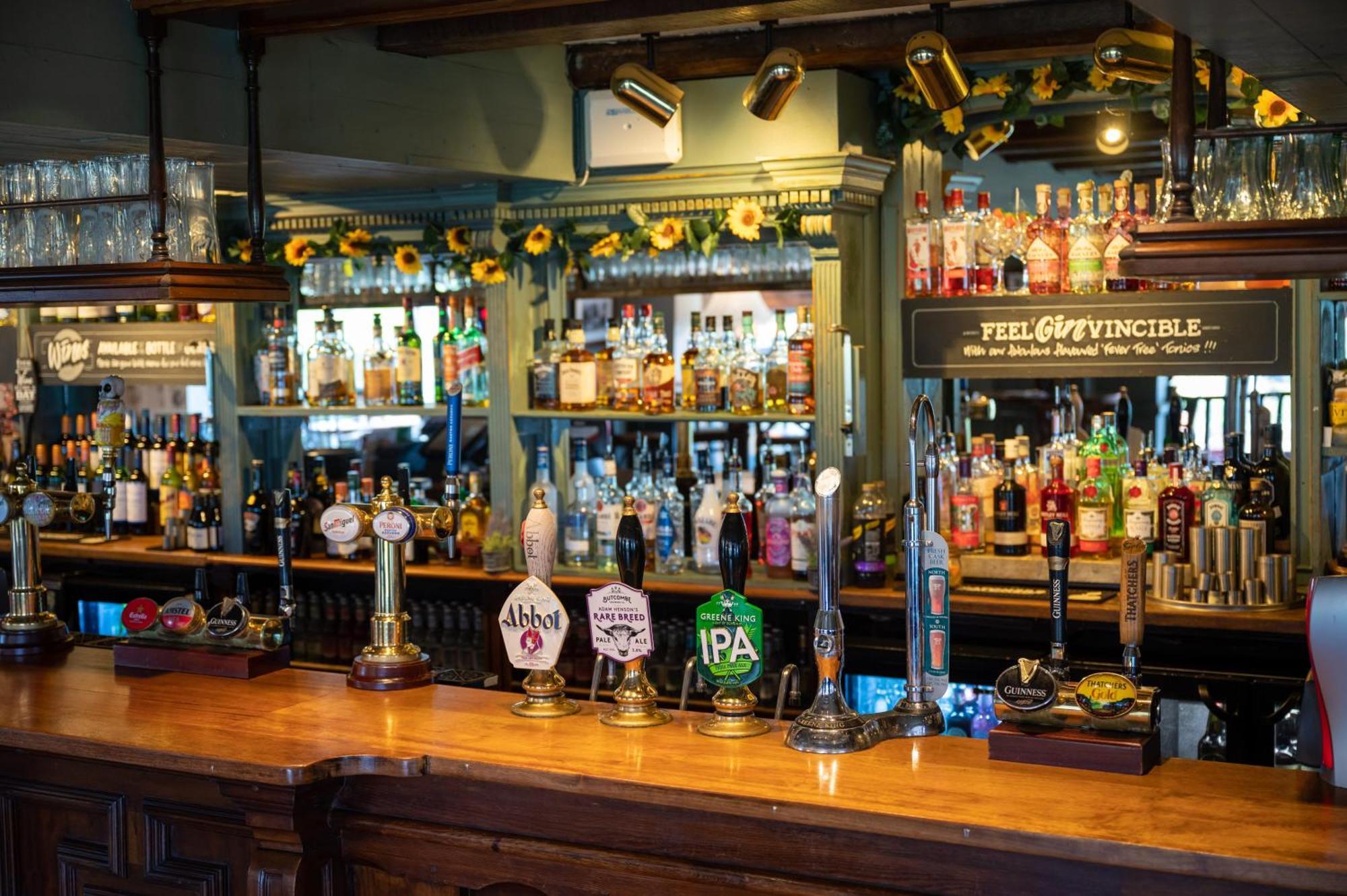 Rising Sun Hotel By Greene King Inns Cheltenham Extérieur photo